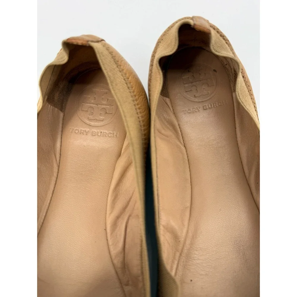 Tory Burch Reva Ballet Flats Size 7.5M Tan Leather Gold Logo Classic Preppy Chic